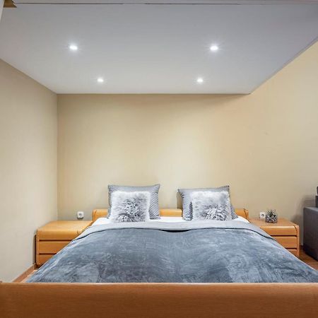 Corvin City Apartment By Nw Budapest Bagian luar foto