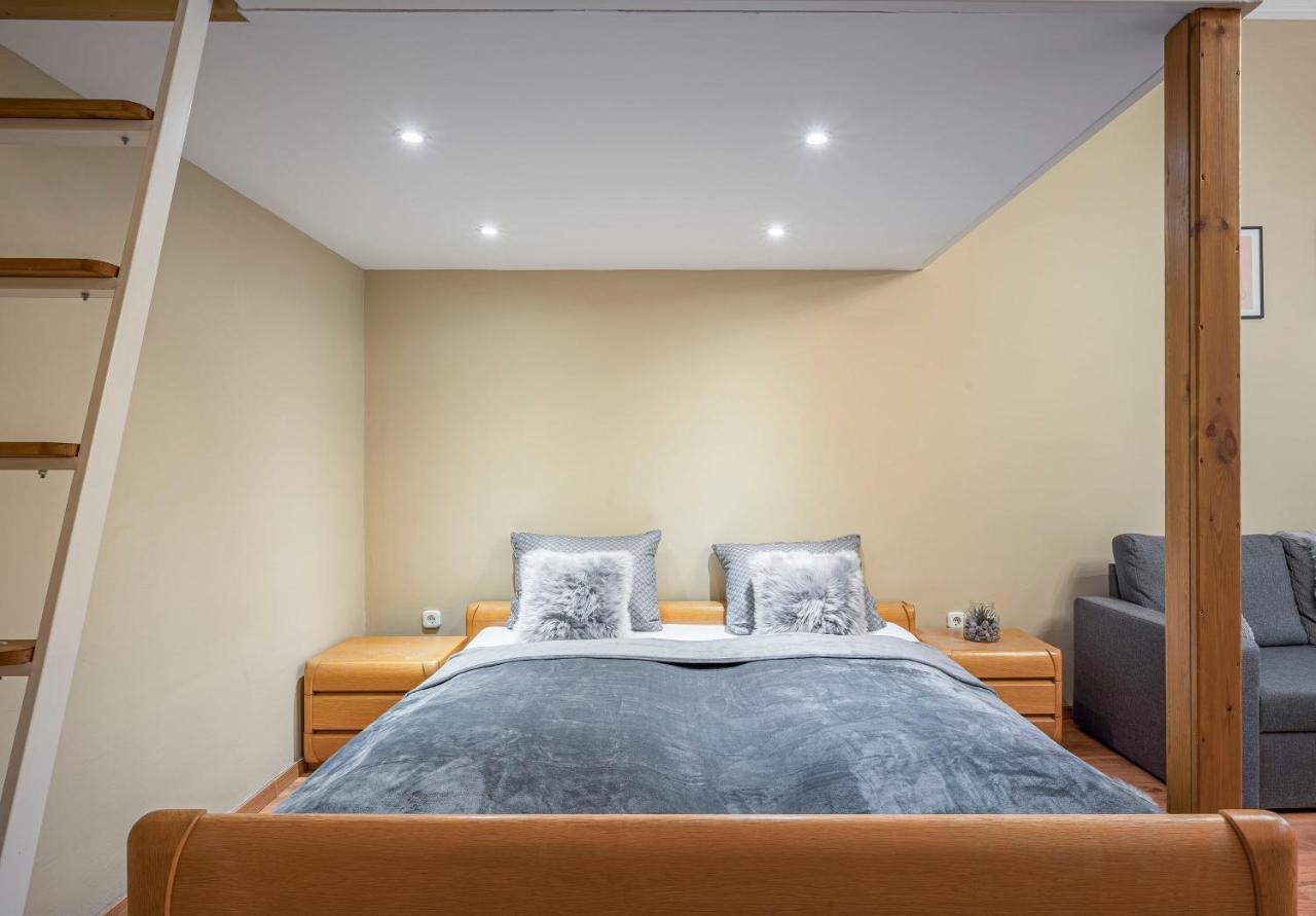 Corvin City Apartment By Nw Budapest Bagian luar foto