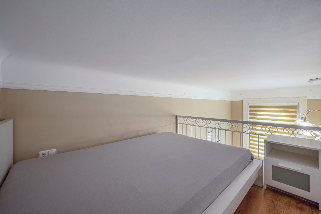 Corvin City Apartment By Nw Budapest Bagian luar foto